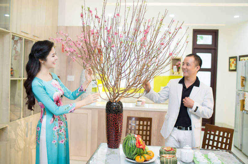 Chọn đào, “chơi” đào thế nào đúng chuẩn, hợp phong thủy, nhiều tài lộc đón Tết?