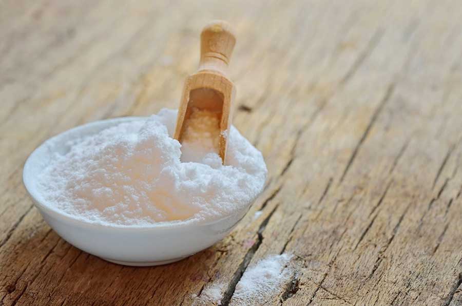 Khử mùi trên ô tô bằng Baking Soda hay còn gọi là muối nở, muối có ga