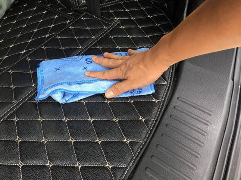 Vệ sinh thảm lót sàn ô tô: Hướng dẫn, cách vệ sinh dễ dàng đúng cách